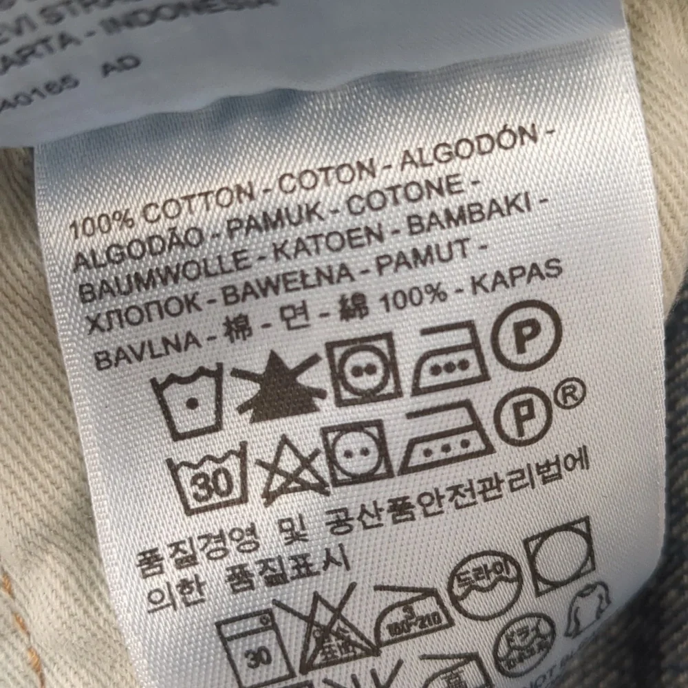 Levis 501 Japanese Made Button Fly Jean Sz 28